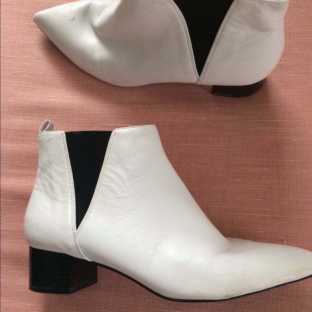 White leather “Go Go” boots- Nine West. Size 10